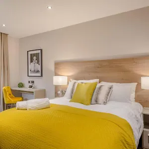 Dwell Living Apart-hotel